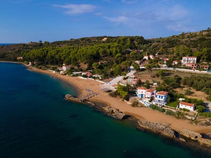 Diwani Luxury Villas Lixouri Exterior photo