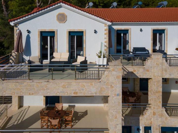 Diwani Luxury Villas Lixouri Exterior photo