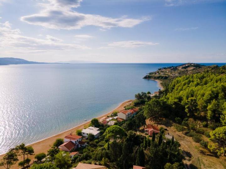 Diwani Luxury Villas Lixouri Exterior photo