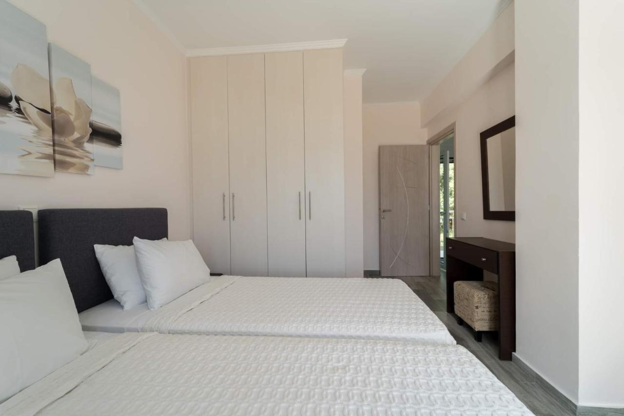 Diwani Luxury Villas Lixouri Exterior photo